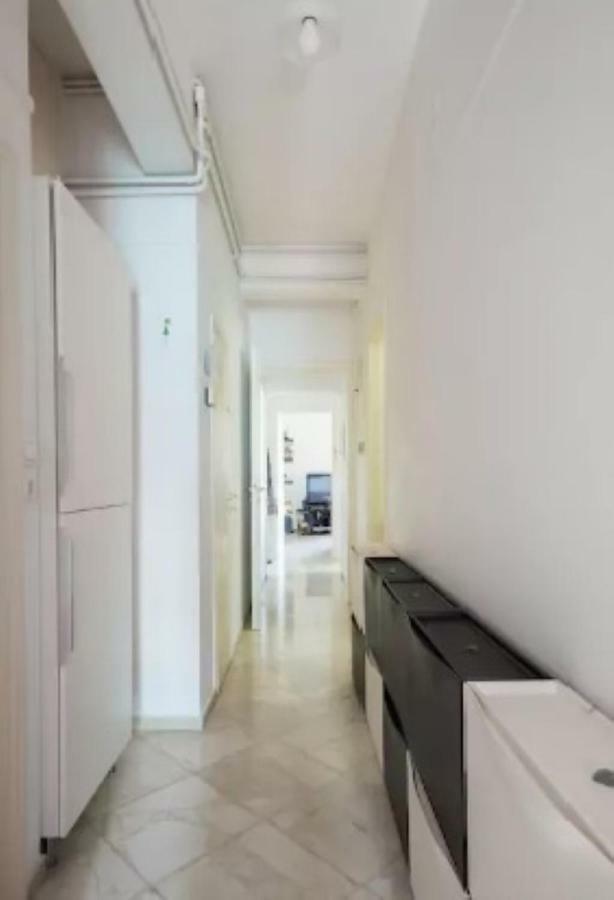 Appartement At Trendy Glyfada'S Center à Athènes Extérieur photo